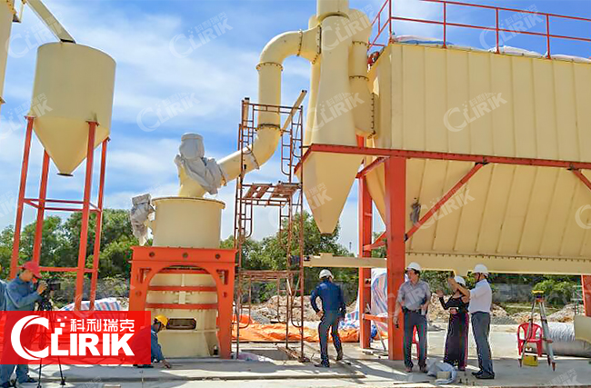 石灰石超細磨粉機  石灰石超細磨粉機